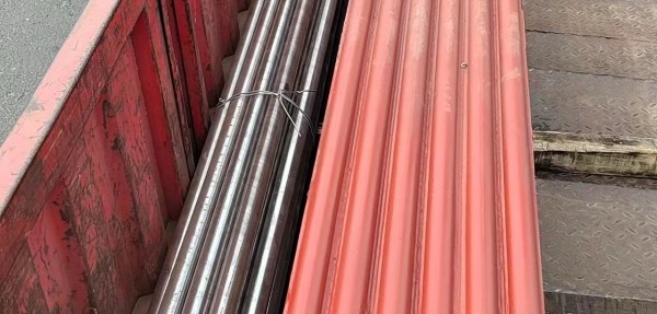 規(guī)格：ф76×6，長度600mm，材質(zhì)：SA-213TP347HFG/SA-213T91,兩種材質(zhì)各300mm