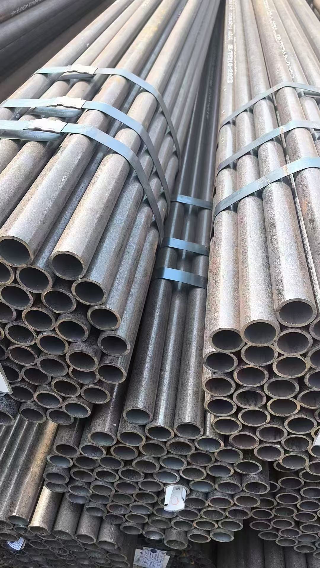 低溫再熱器管 Φ57×4.5mm,材質(zhì)：12Cr1MoVG。含材質(zhì)證明、出廠合格證，水壓試驗、通球報告等資料